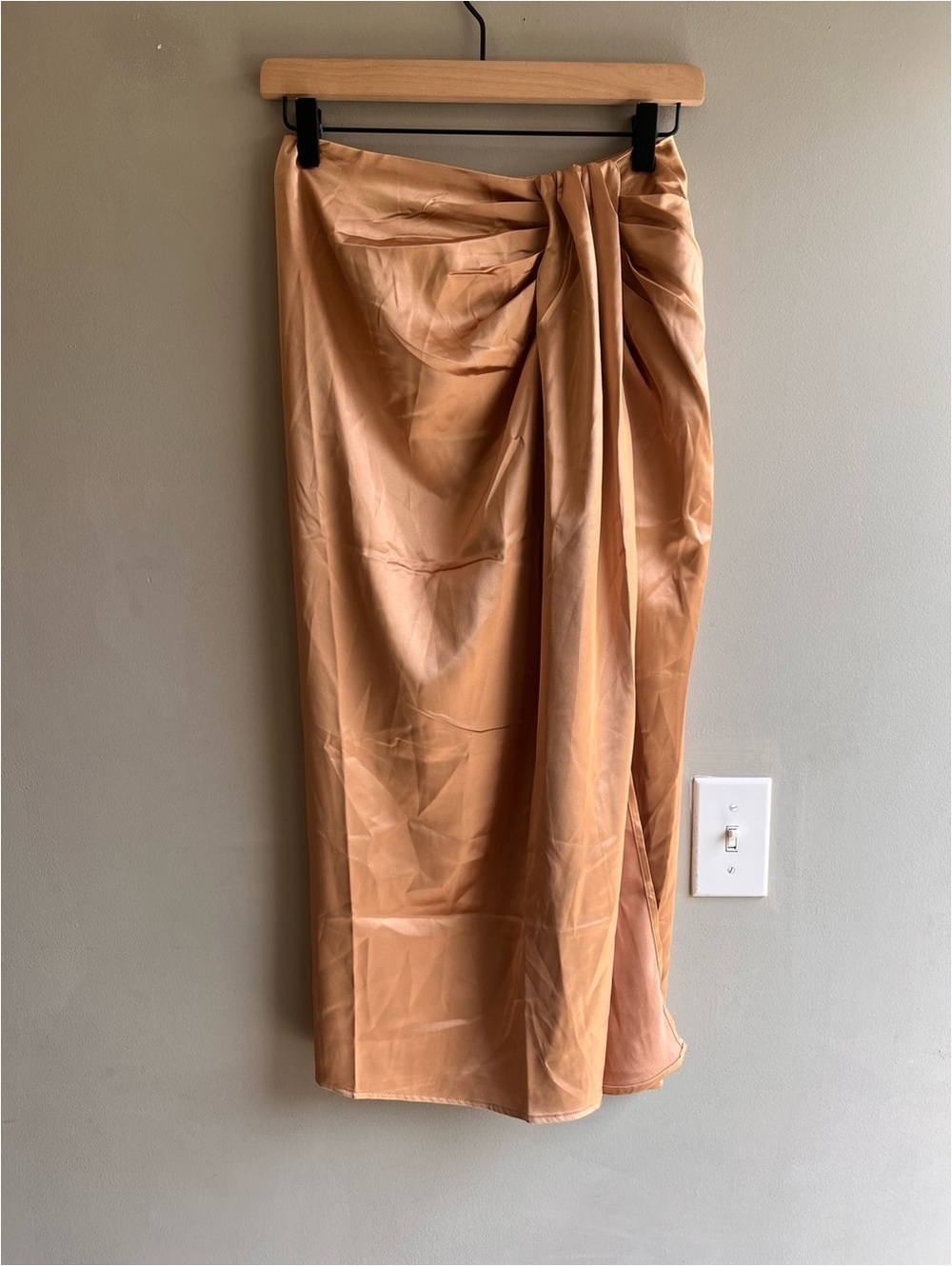 Idem Ditto Boutique Women's Draped Satin Midi Skirt - Tan NWT